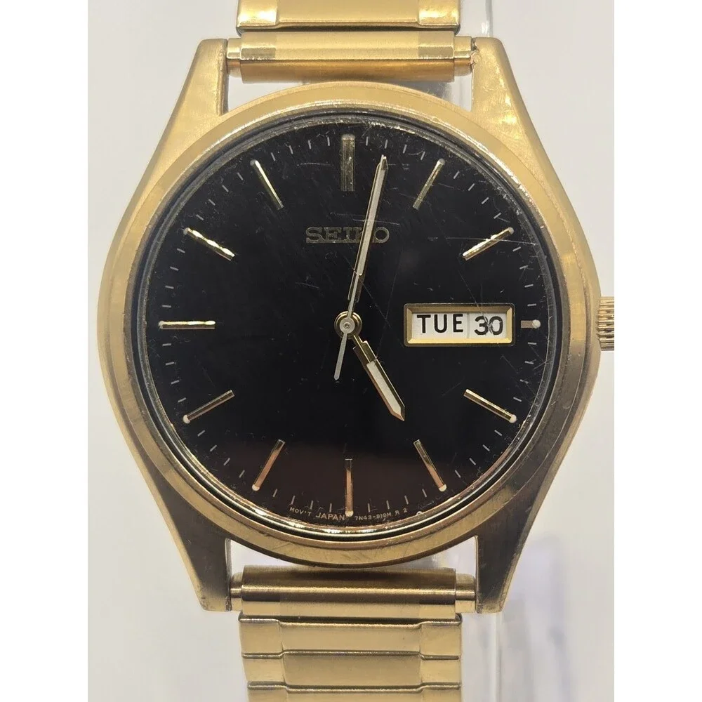 Seiko Men's Vintage Day/Date Gold Tone Quartz Watch 7N43-9048. New Band + Batt.